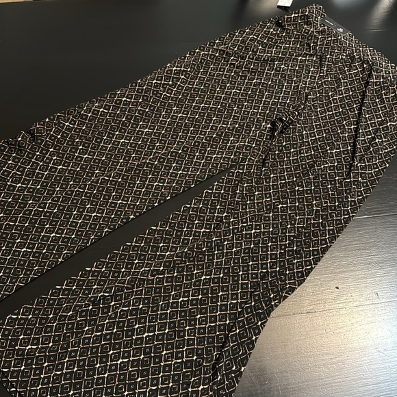 Maurices Black and Tan Patterned Pants NWT - Picture 5 of 6